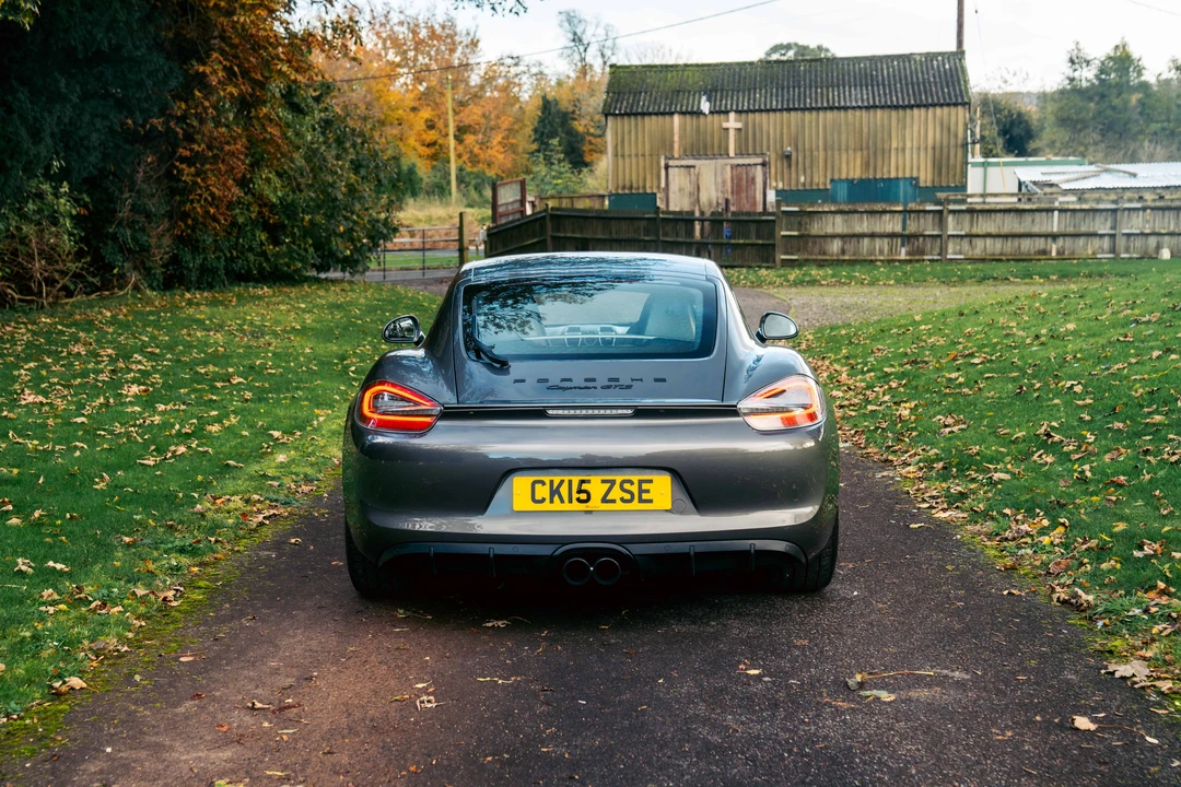 2015 Porsche 981 Cayman GTS - Image 7 of 31