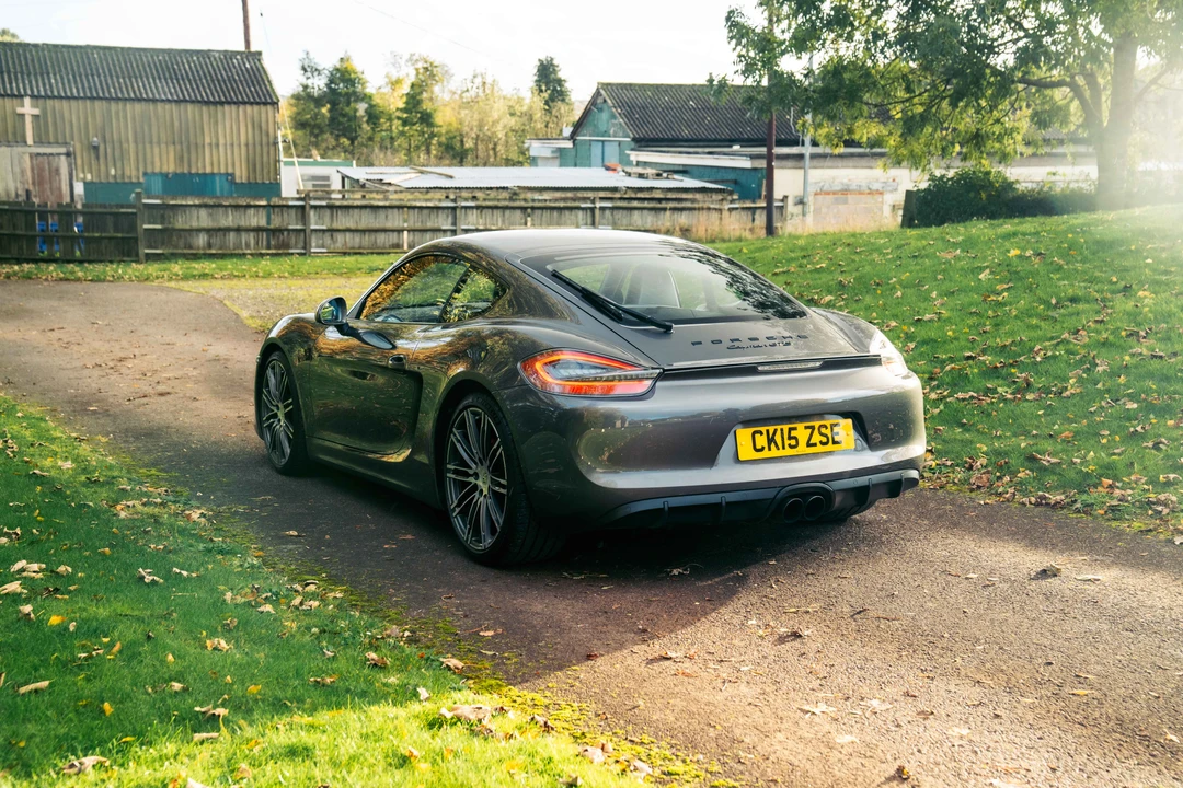 2015 Porsche 981 Cayman GTS - Image 6 of 31