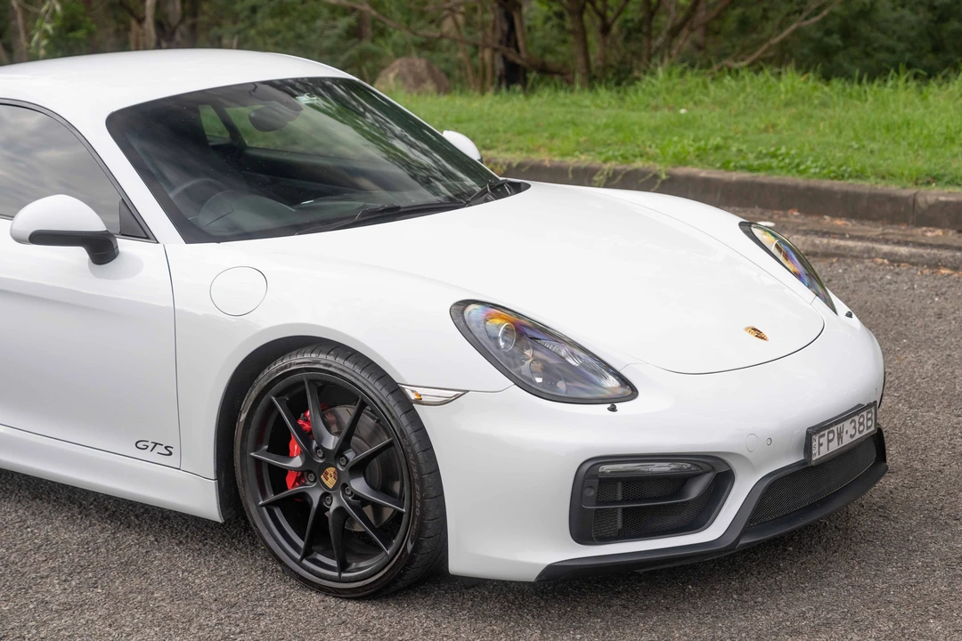 2015 Porsche 981 Cayman GTS - Image 25 of 31