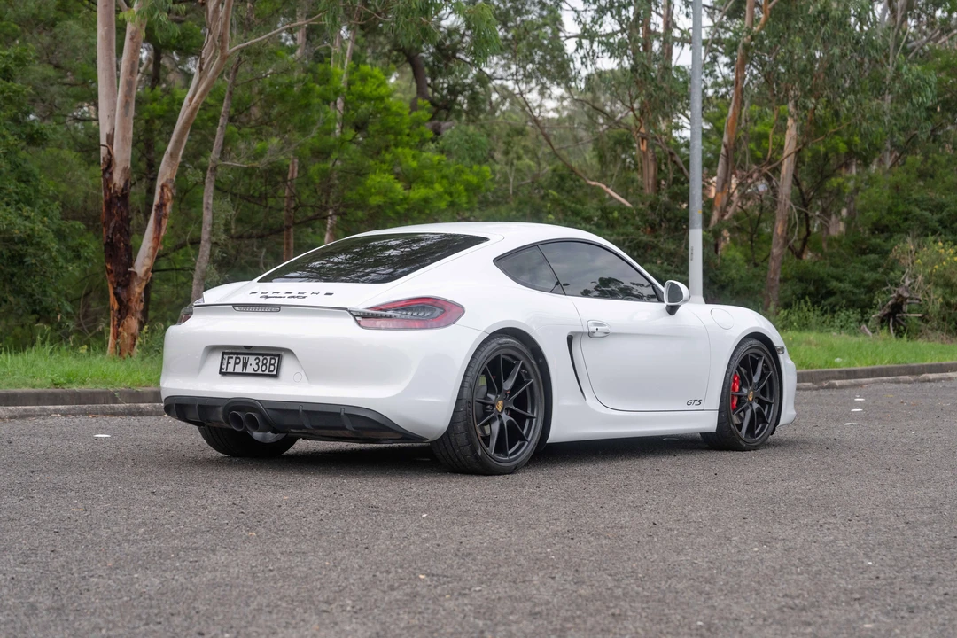 2015 Porsche 981 Cayman GTS - Image 7 of 31