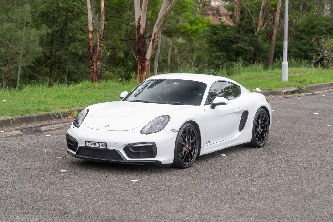 2015 Porsche 981 Cayman GTS - Image 11 of 31