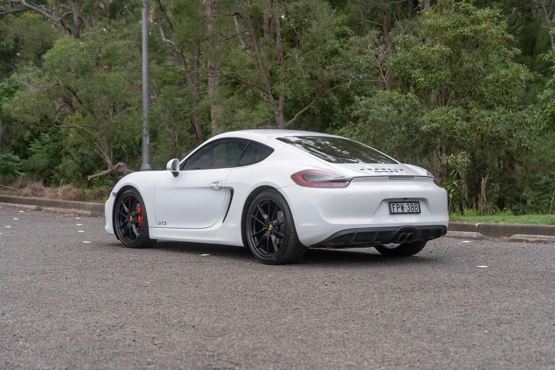 2015 Porsche 981 Cayman GTS - Image 5 of 31