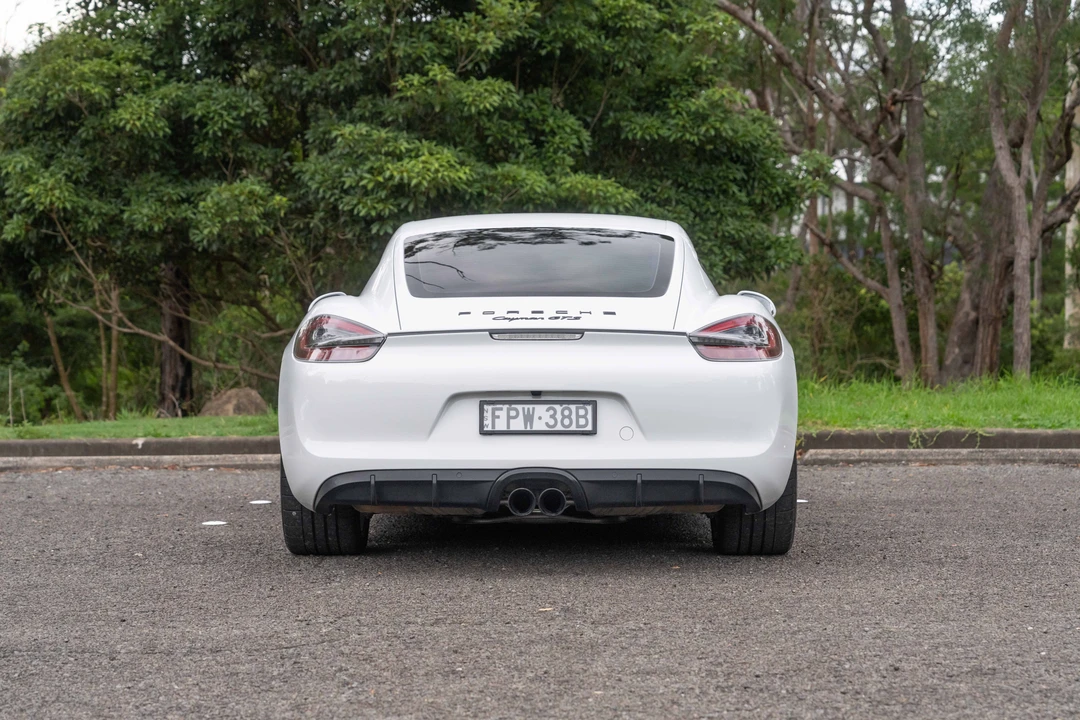 2015 Porsche 981 Cayman GTS - Image 6 of 31