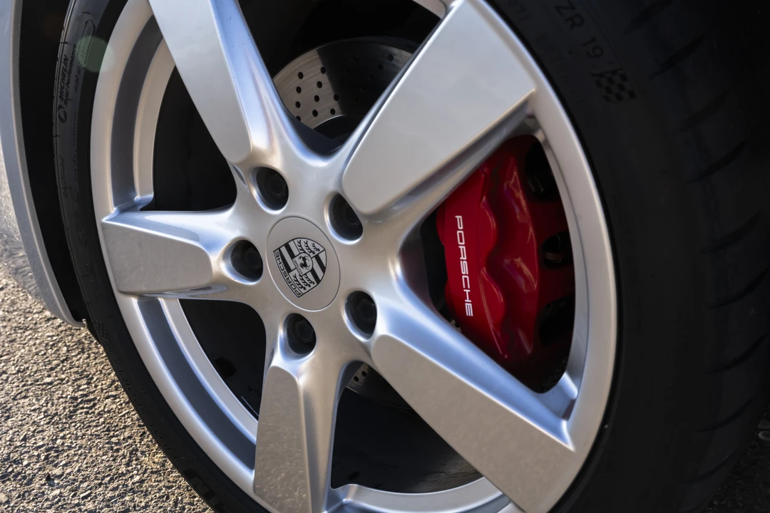 2015 Porsche 981 Cayman S - Image 28 of 31