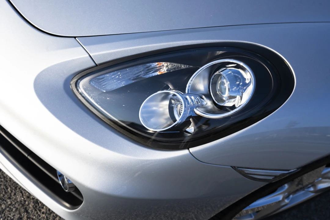 2015 Porsche 981 Cayman S - Image 12 of 31