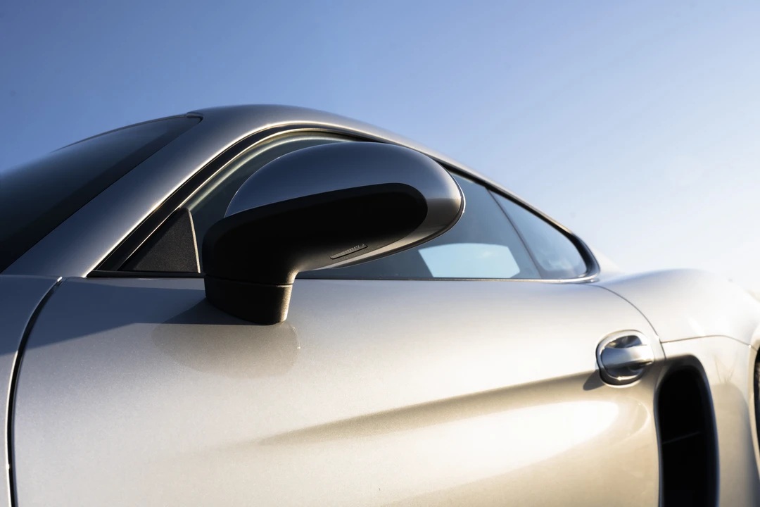 2015 Porsche 981 Cayman S - Image 17 of 31