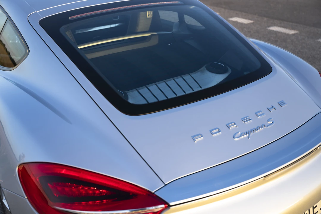 2015 Porsche 981 Cayman S - Image 20 of 31