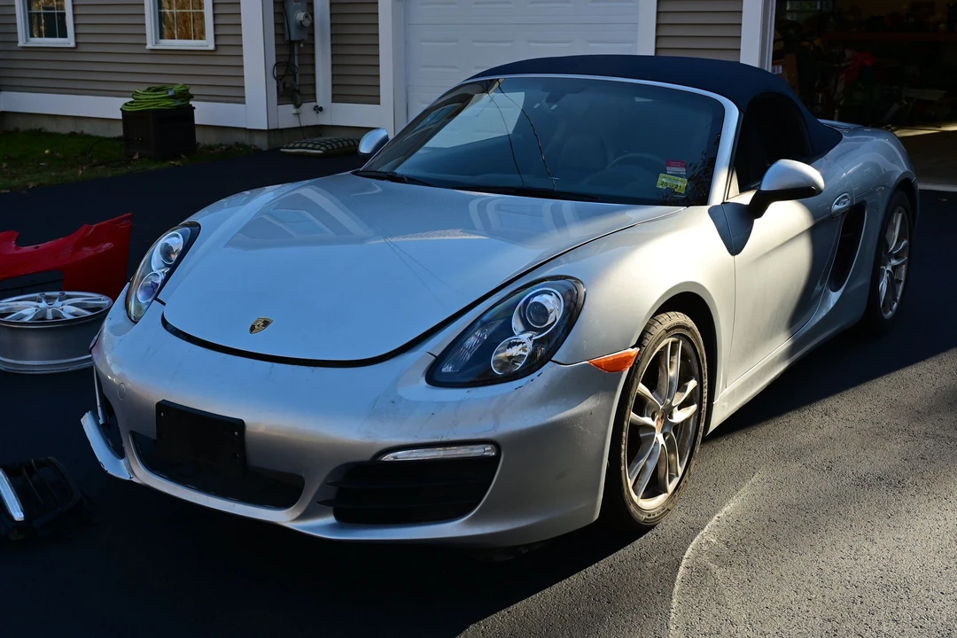 2015 Porsche 981 Boxster - Image 2 of 17