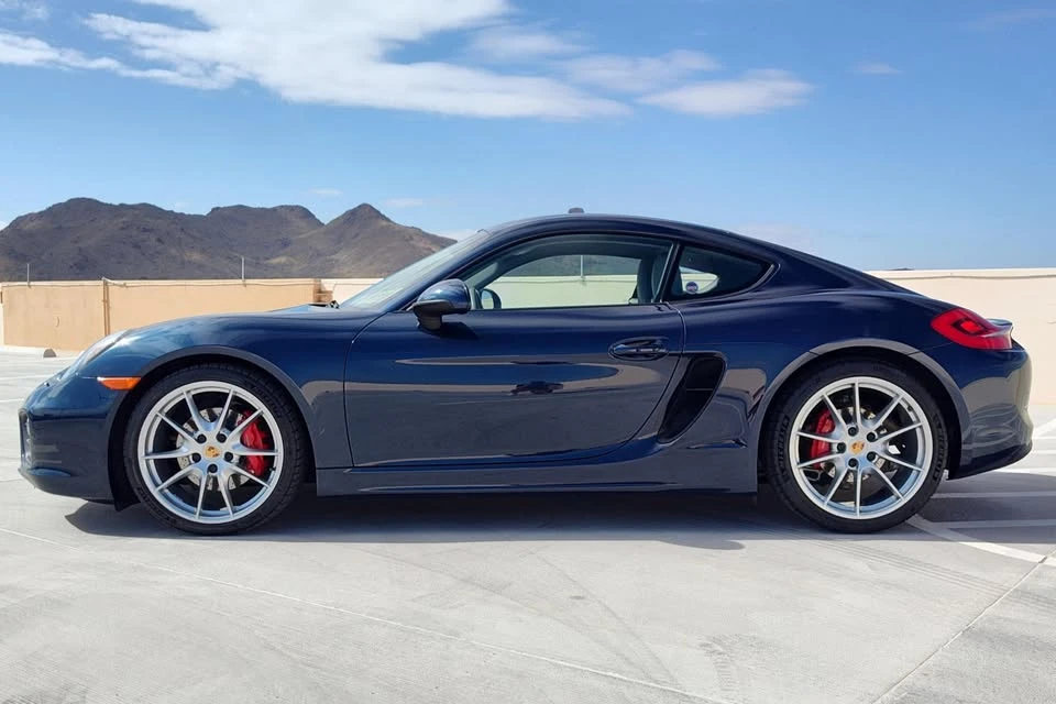 2015 Porsche 981 Cayman - Image 3 of 9