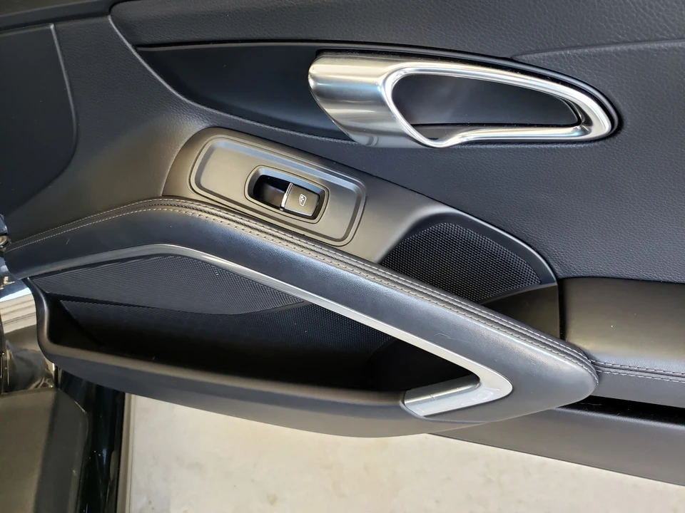 2015 Porsche 991 Carrera - Image 22 of 31