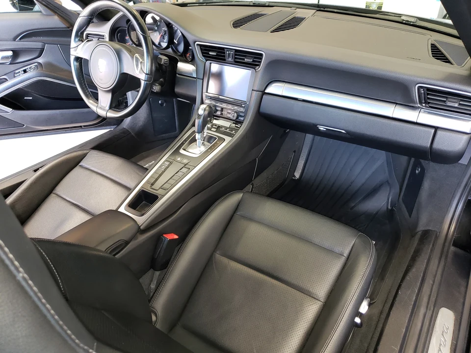 2015 Porsche 991 Carrera - Image 26 of 31