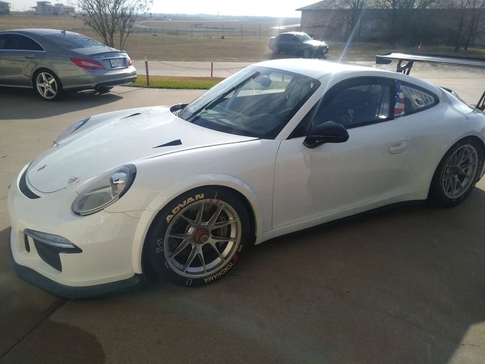 2015 Porsche 991 GT3 - Image 4 of 25