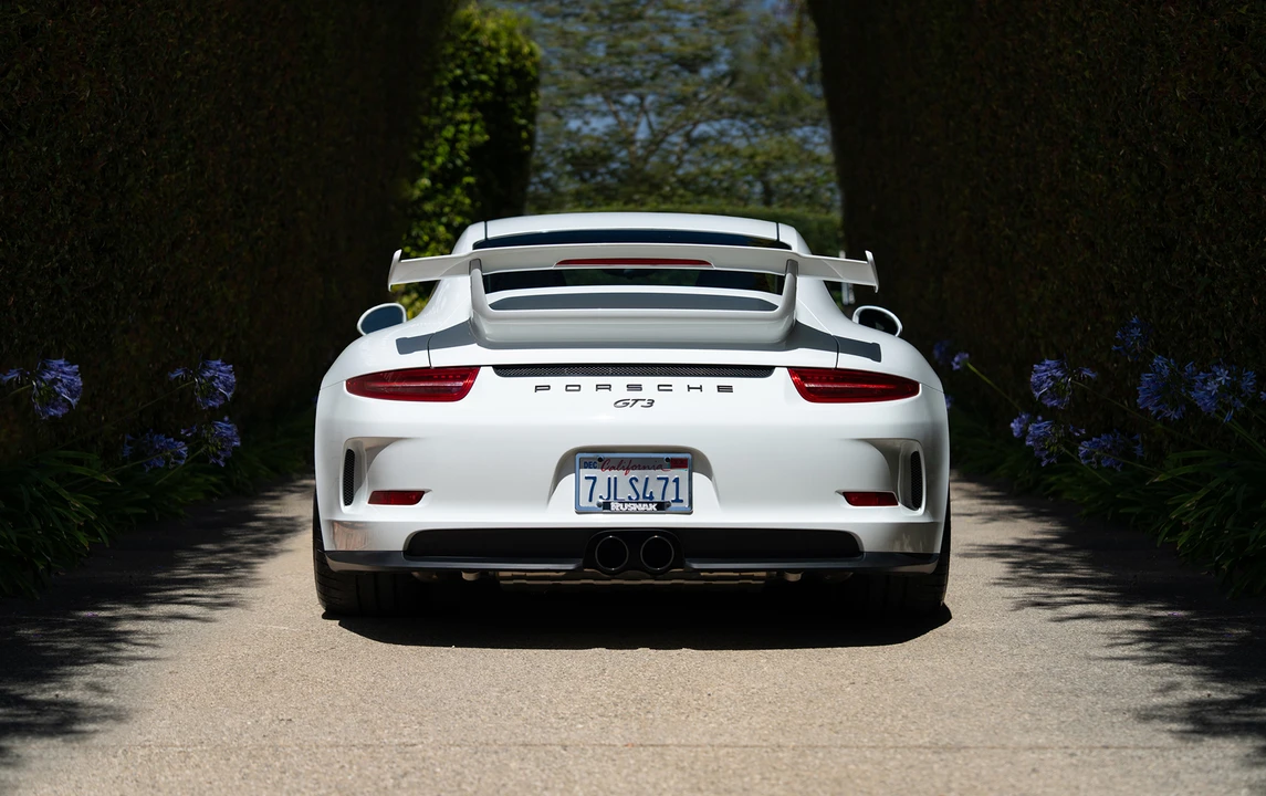 2015 Porsche 991 GT3 - Image 4 of 15