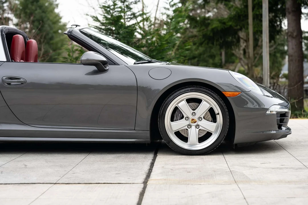 2015 Porsche 991 Targa 4 & 4S - Image 29 of 31