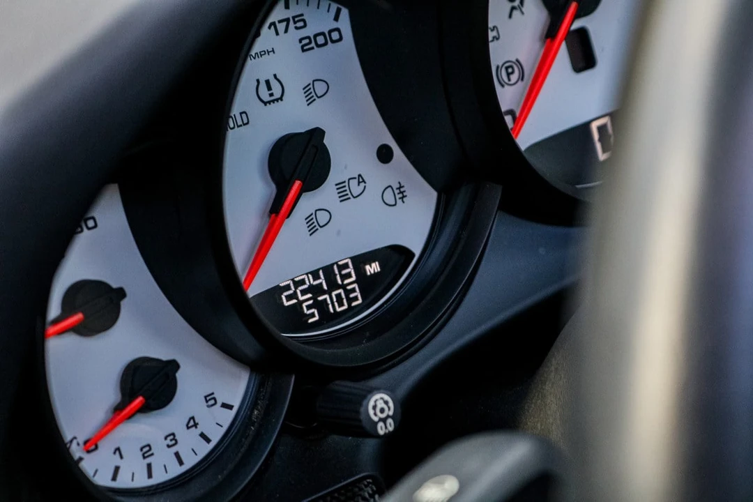 2015 Porsche 991 Targa 4 GTS - Image 15 of 30