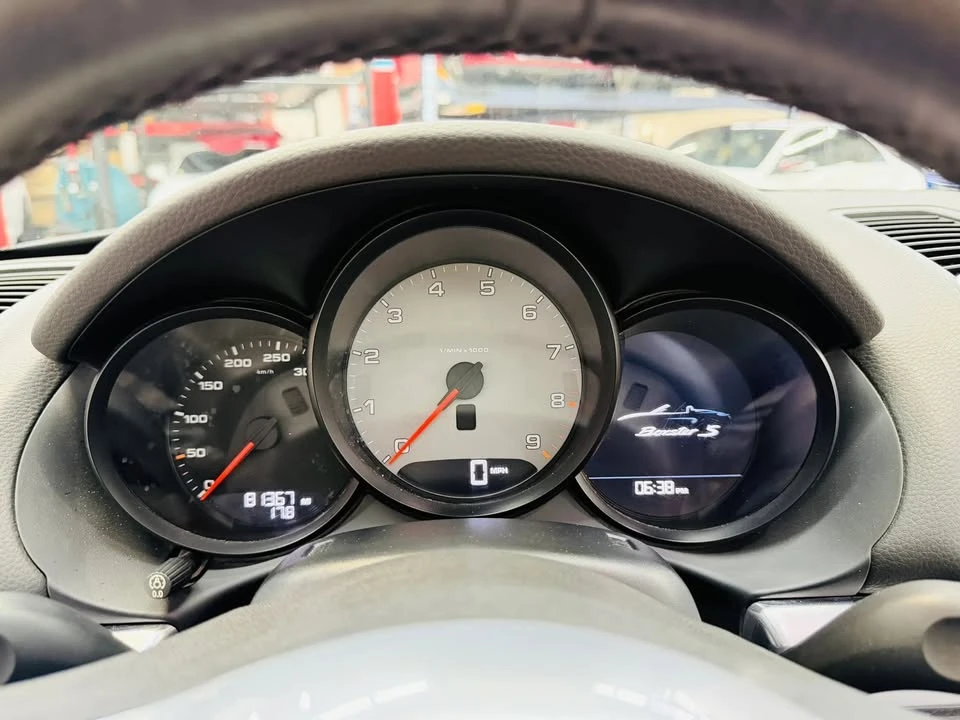 2015 Porsche 981 Boxster S - Image 13 of 20