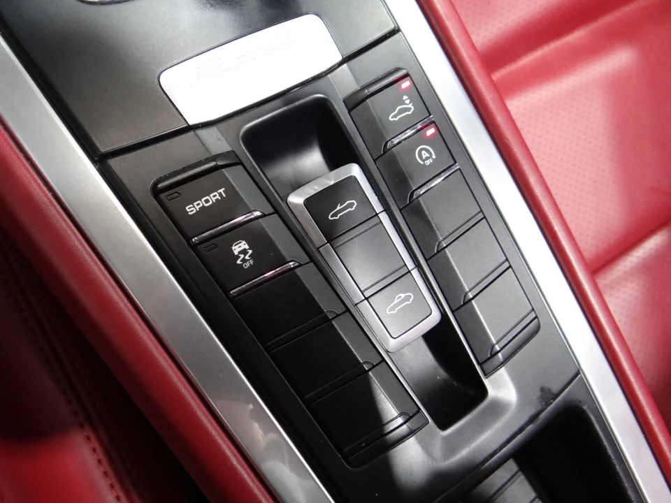 2015 Porsche 981 Boxster - Image 19 of 19