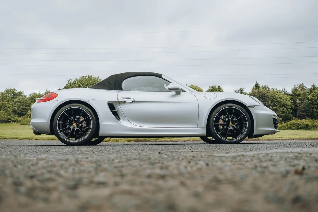 2015 Porsche 981 Boxster - Image 10 of 30