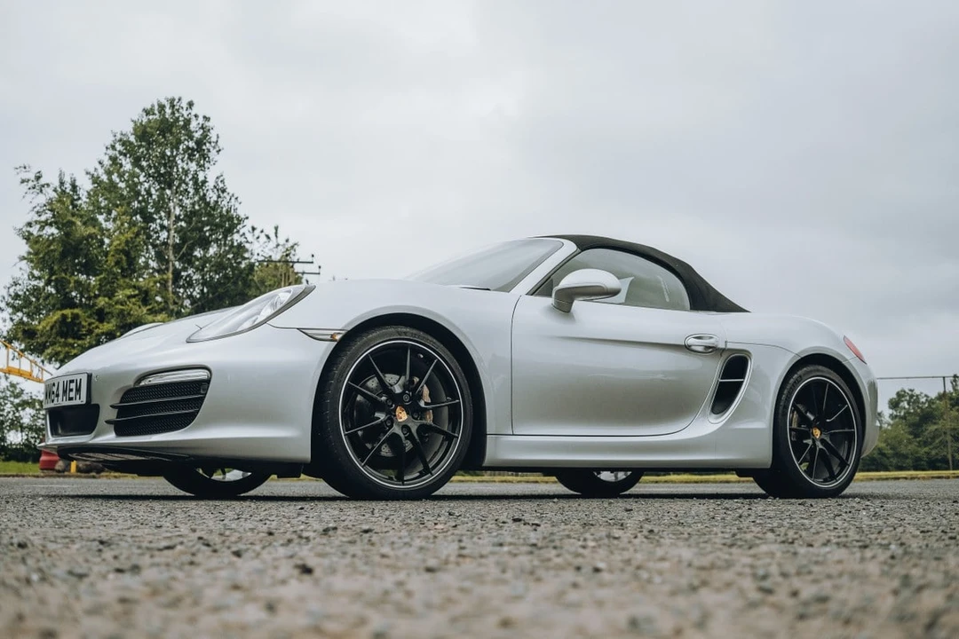 2015 Porsche 981 Boxster - Image 15 of 30