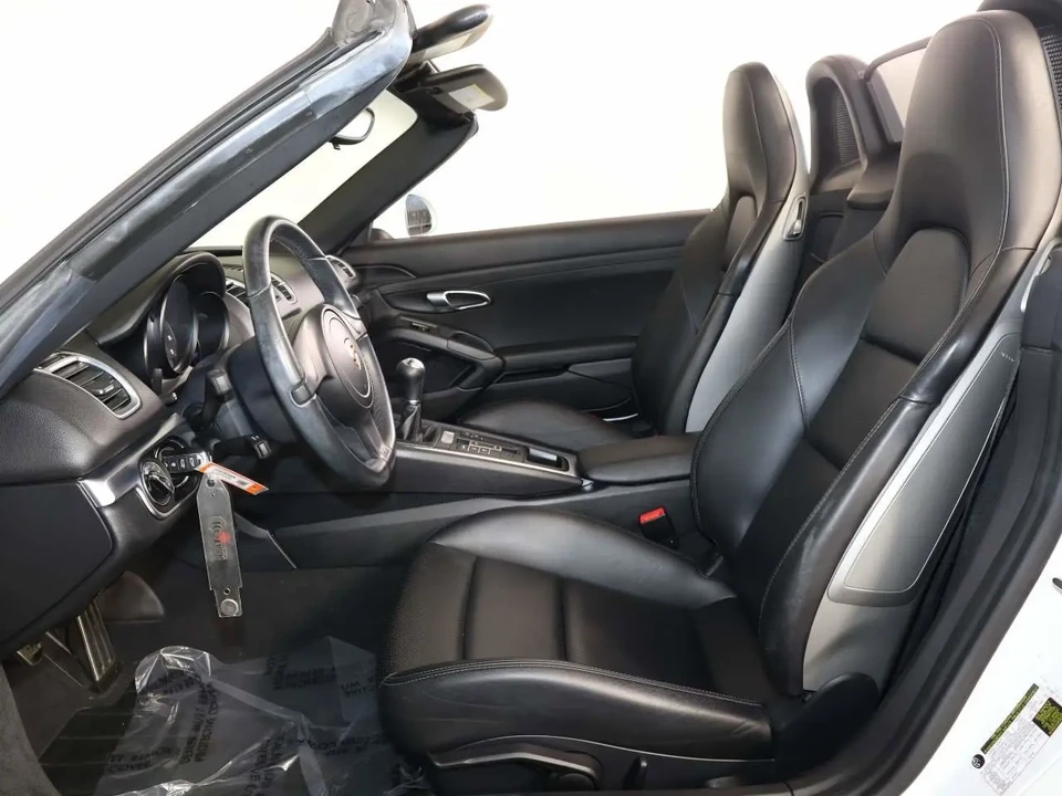 2015 Porsche 981 Boxster - Image 4 of 4