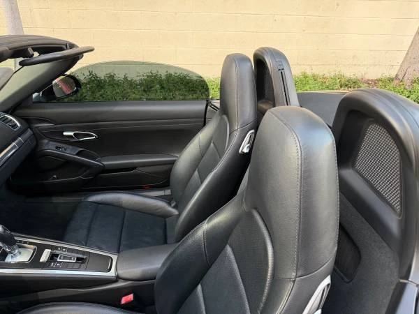 2015 Porsche 981 Boxster - Image 13 of 19