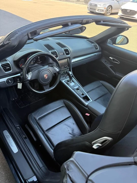 2015 Porsche 981 Boxster - Image 13 of 19