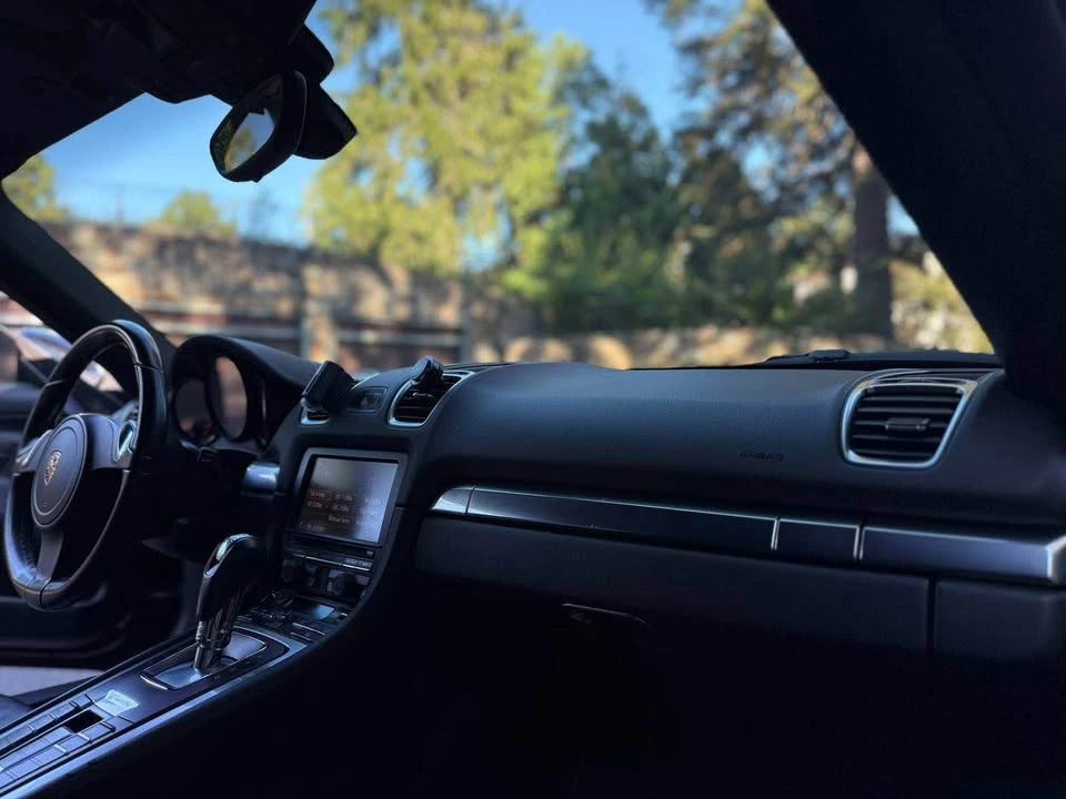2015 Porsche 981 Boxster - Image 15 of 20
