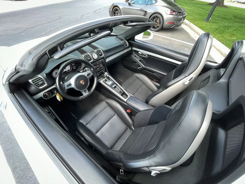 2015 Porsche 981 Boxster GTS - Image 6 of 9