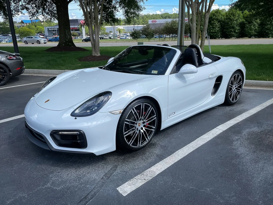2015 Porsche 981 Boxster GTS - Image 4 of 9
