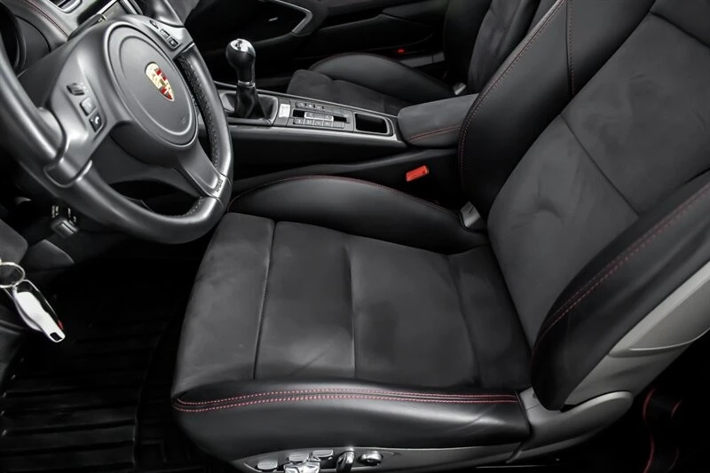 2015 Porsche 981 Boxster GTS - Image 17 of 31