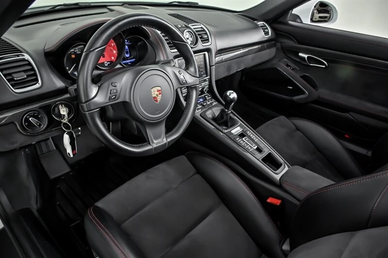 2015 Porsche 981 Boxster GTS - Image 16 of 31