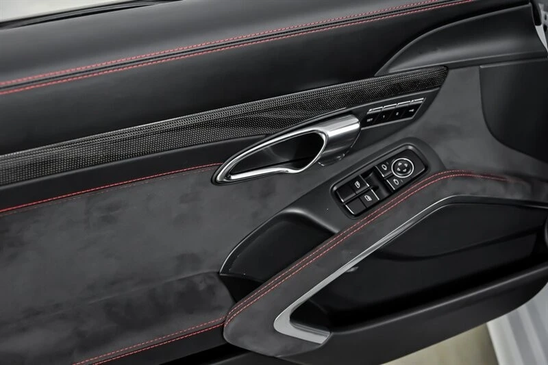 2015 Porsche 981 Boxster GTS - Image 14 of 31