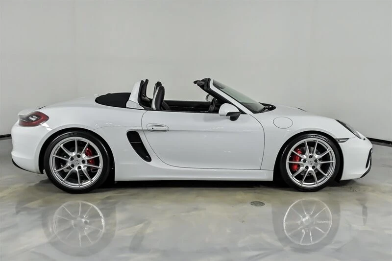 2015 Porsche 981 Boxster GTS - Image 11 of 31