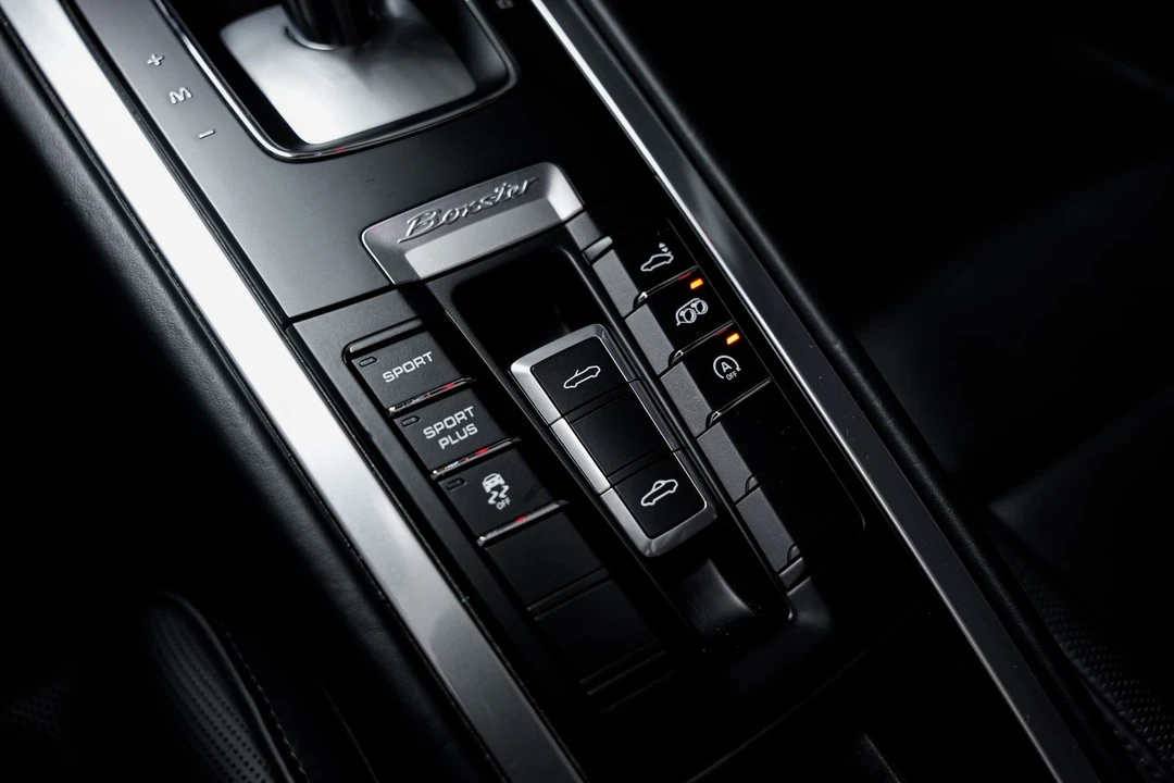 2015 Porsche 981 Boxster GTS - Image 15 of 31