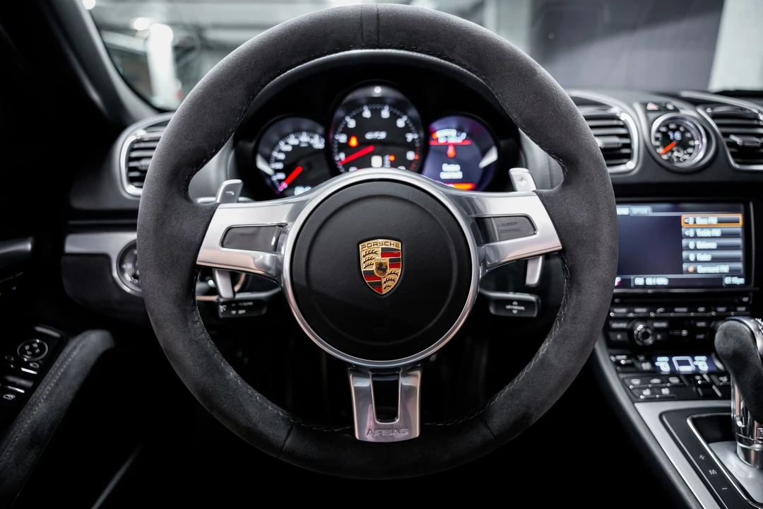 2015 Porsche 981 Boxster GTS - Image 10 of 31