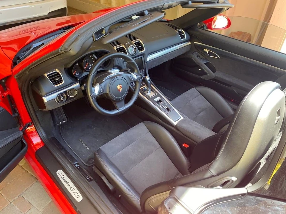 2015 Porsche 981 Boxster GTS - Image 7 of 10