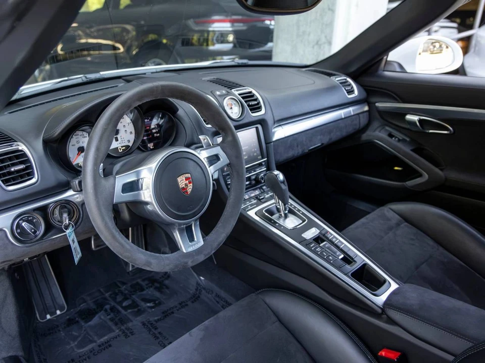 2015 Porsche 981 Boxster GTS - Image 4 of 5