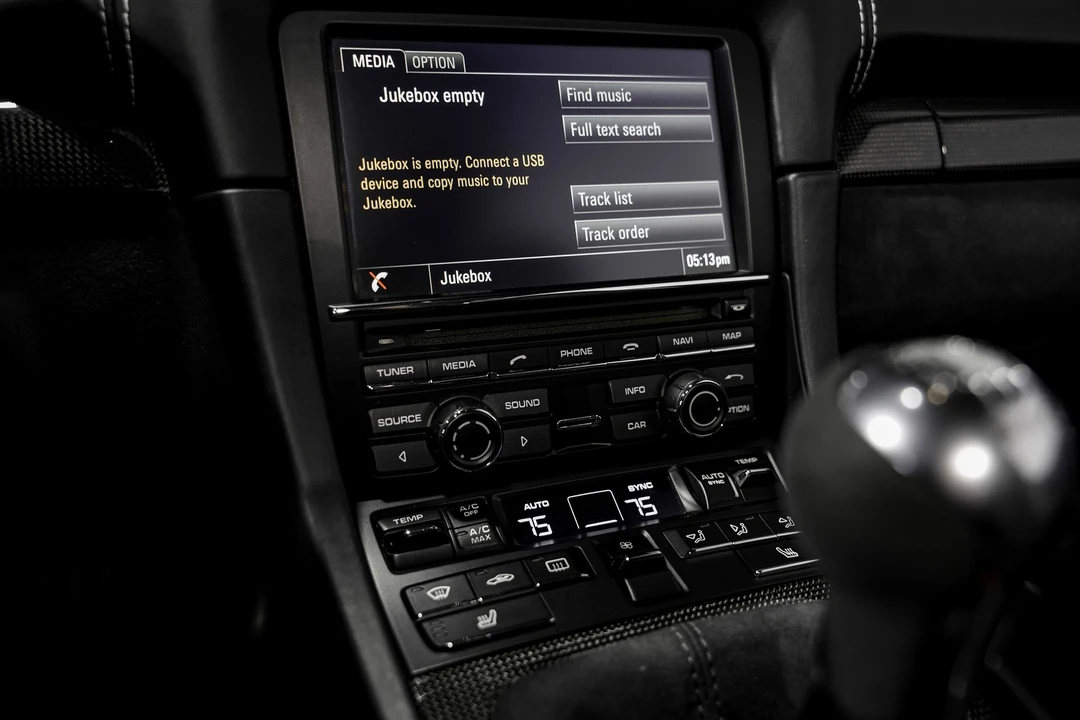 2015 Porsche 981 Boxster GTS - Image 14 of 21