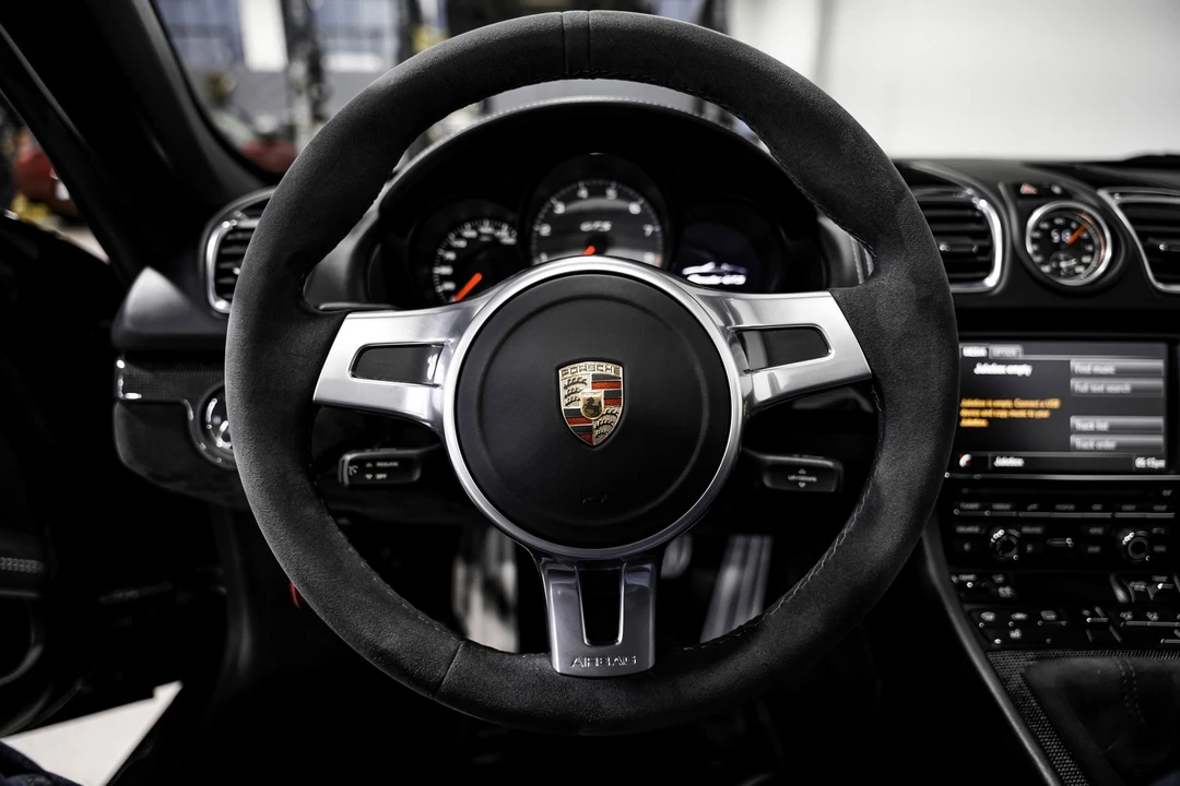 2015 Porsche 981 Boxster GTS - Image 10 of 21
