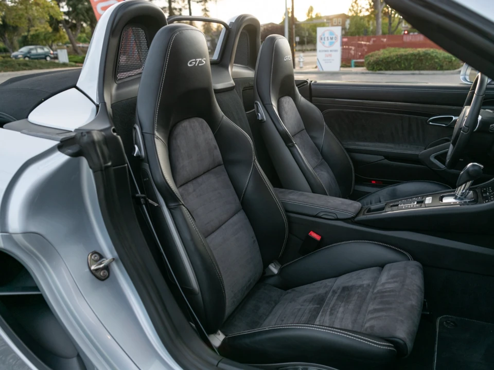 2015 Porsche 981 Boxster GTS - Image 3 of 24