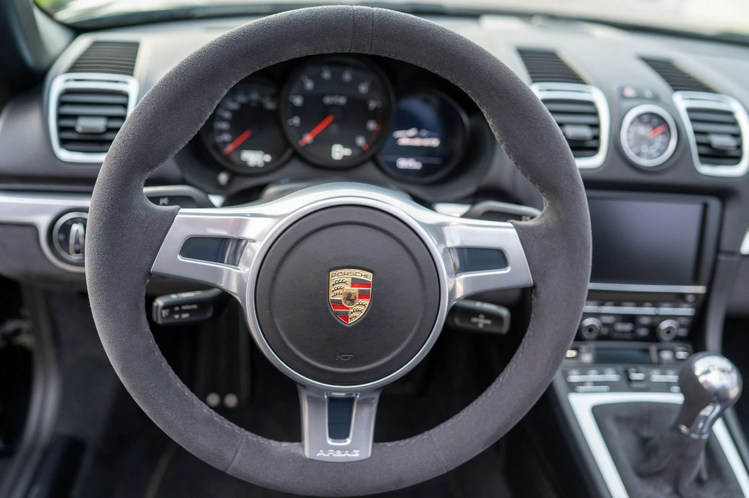 2015 Porsche 981 Boxster GTS - Image 15 of 31