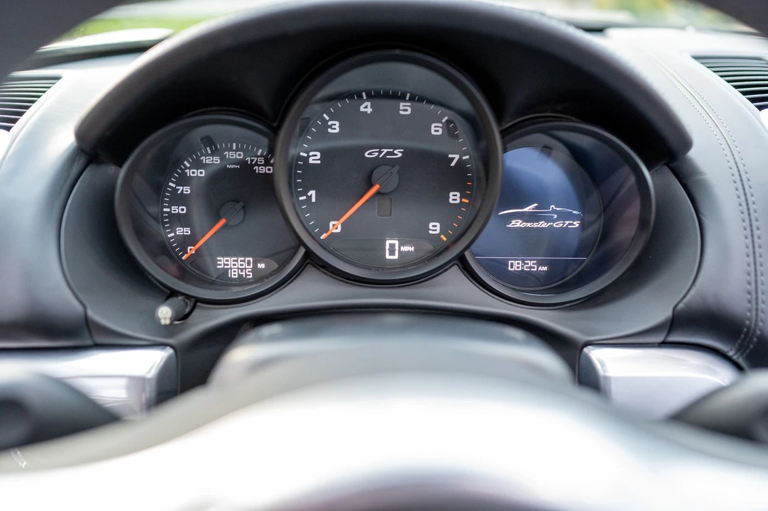 2015 Porsche 981 Boxster GTS - Image 16 of 31