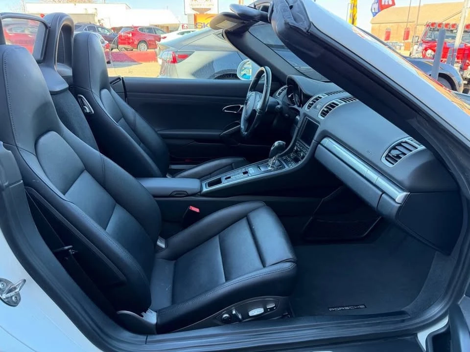 2015 Porsche 981 Boxster - Image 11 of 16