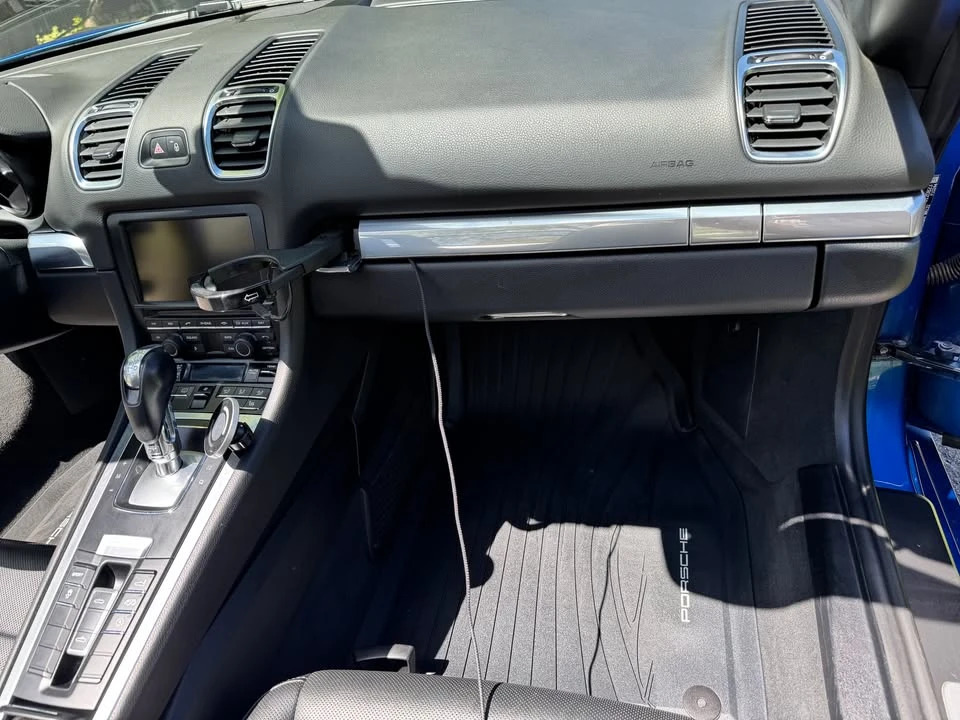 2015 Porsche 981 Boxster - Image 14 of 20