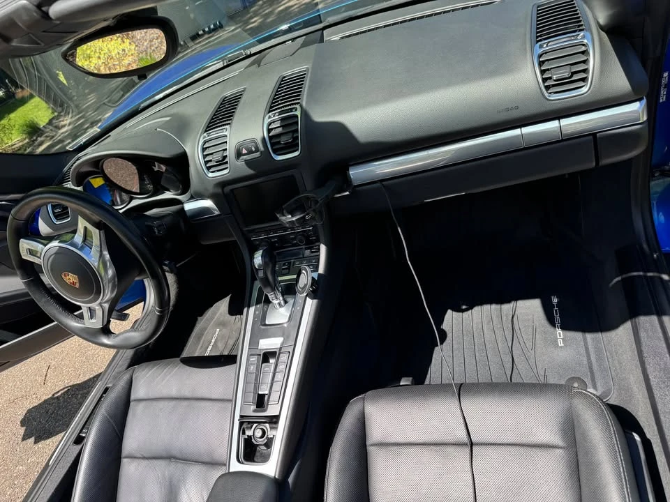 2015 Porsche 981 Boxster - Image 15 of 20