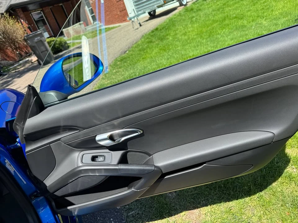 2015 Porsche 981 Boxster - Image 12 of 20
