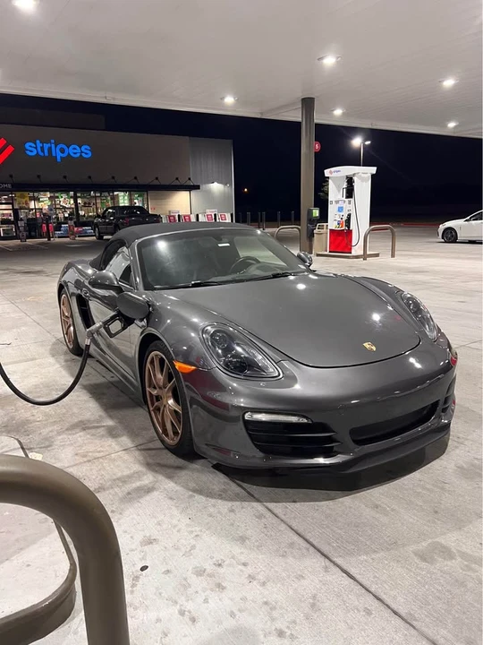 2015 Porsche 981 Boxster - Image 2 of 8