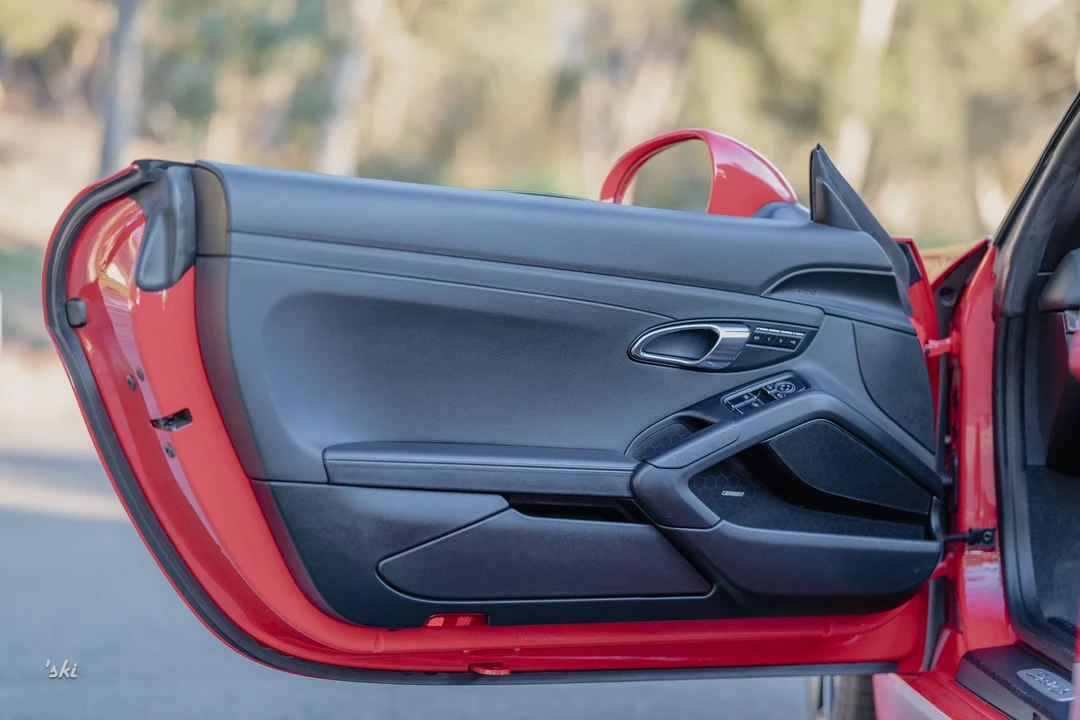 2015 Porsche 981 Boxster S - Image 18 of 31