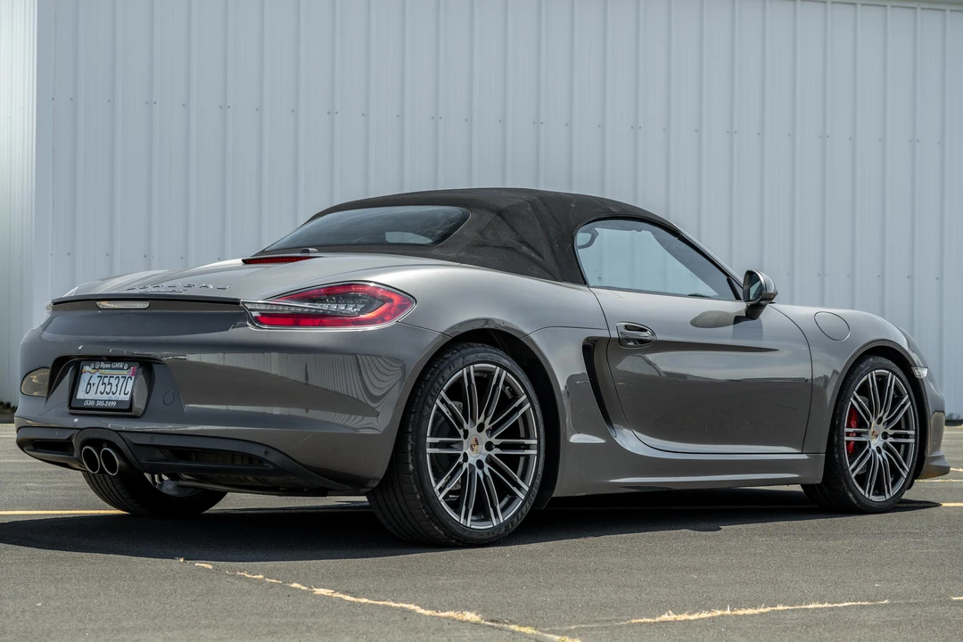 2015 Porsche 981 Boxster S - Image 16 of 31
