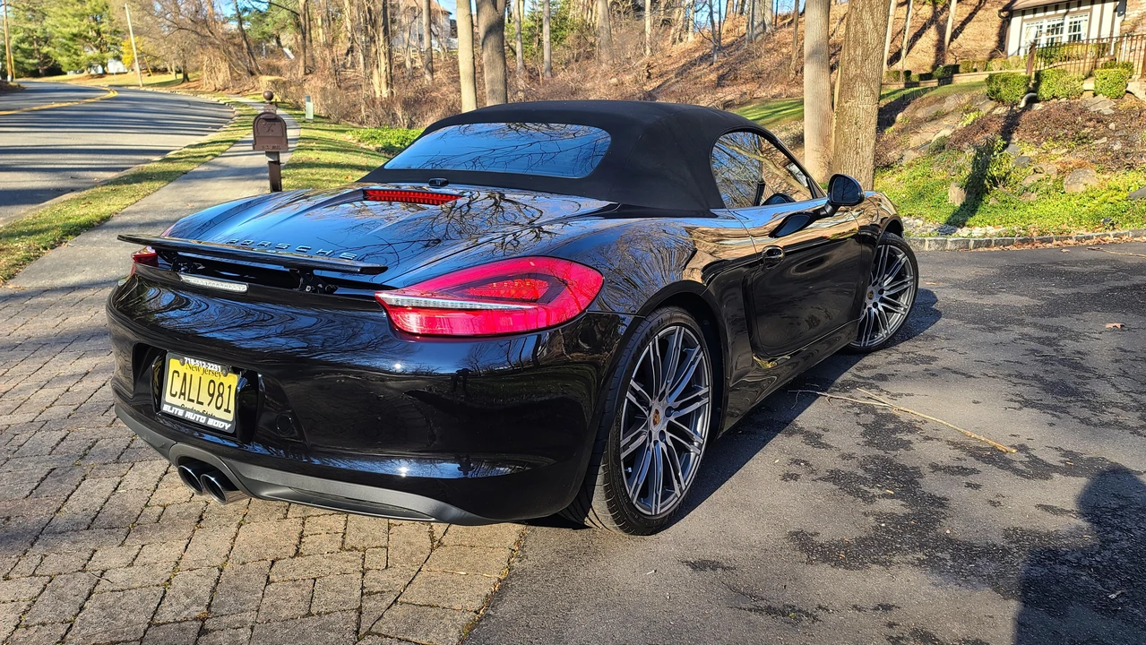 2015 Porsche 981 Boxster S - Image 11 of 31